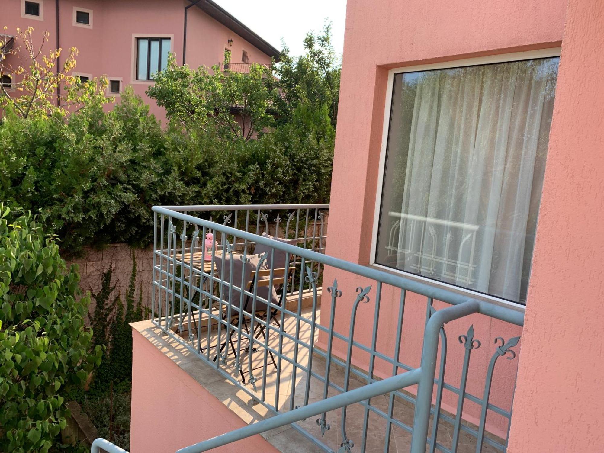 Sunray Guest House Varna Extérieur photo